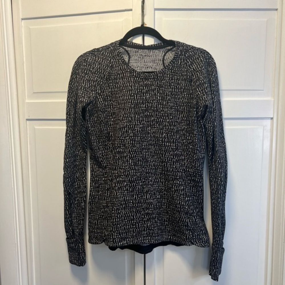 Lululemon Runderful Long Sleeve Top Size Women’s 10 Color Black And White